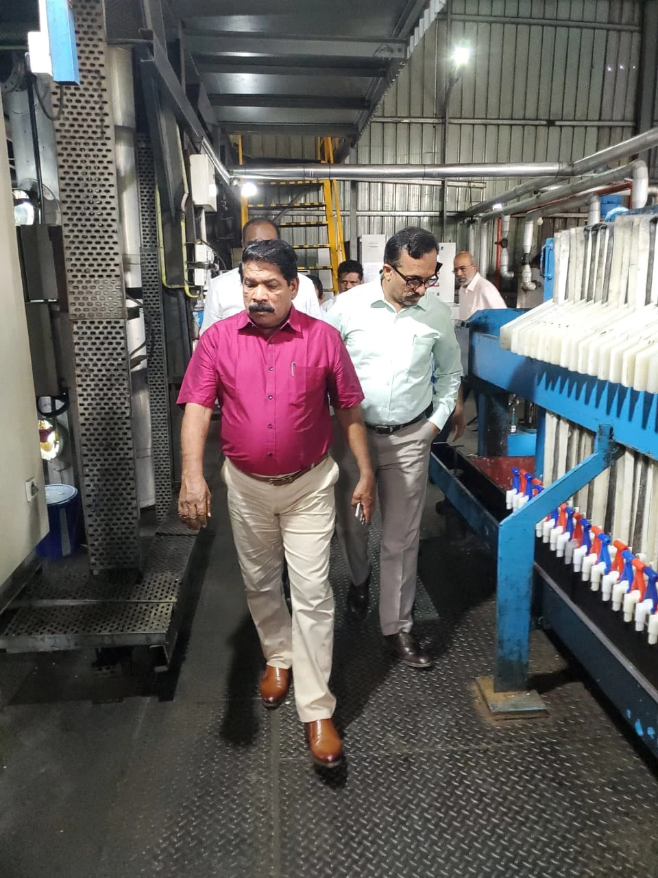 Ministers and Officials Visit the Factory thumbnail 2