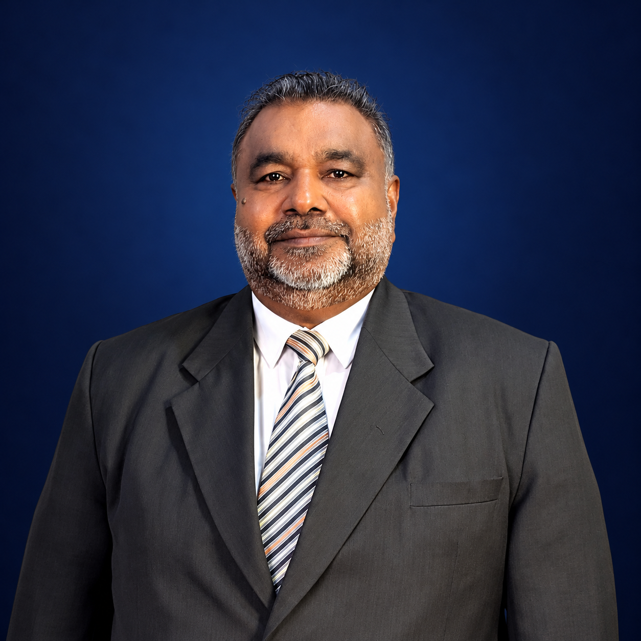 Portrait of Mr. Rizvi Mowlana